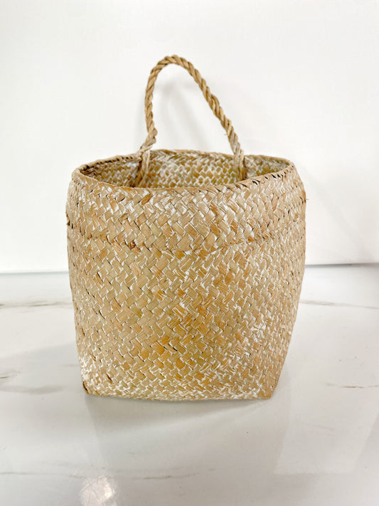 Seagrass Wall Basket