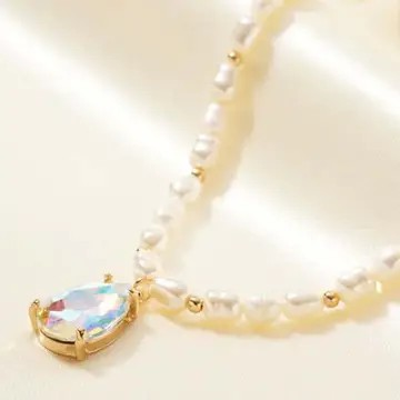 Teardrop Glass & Pearl Necklace